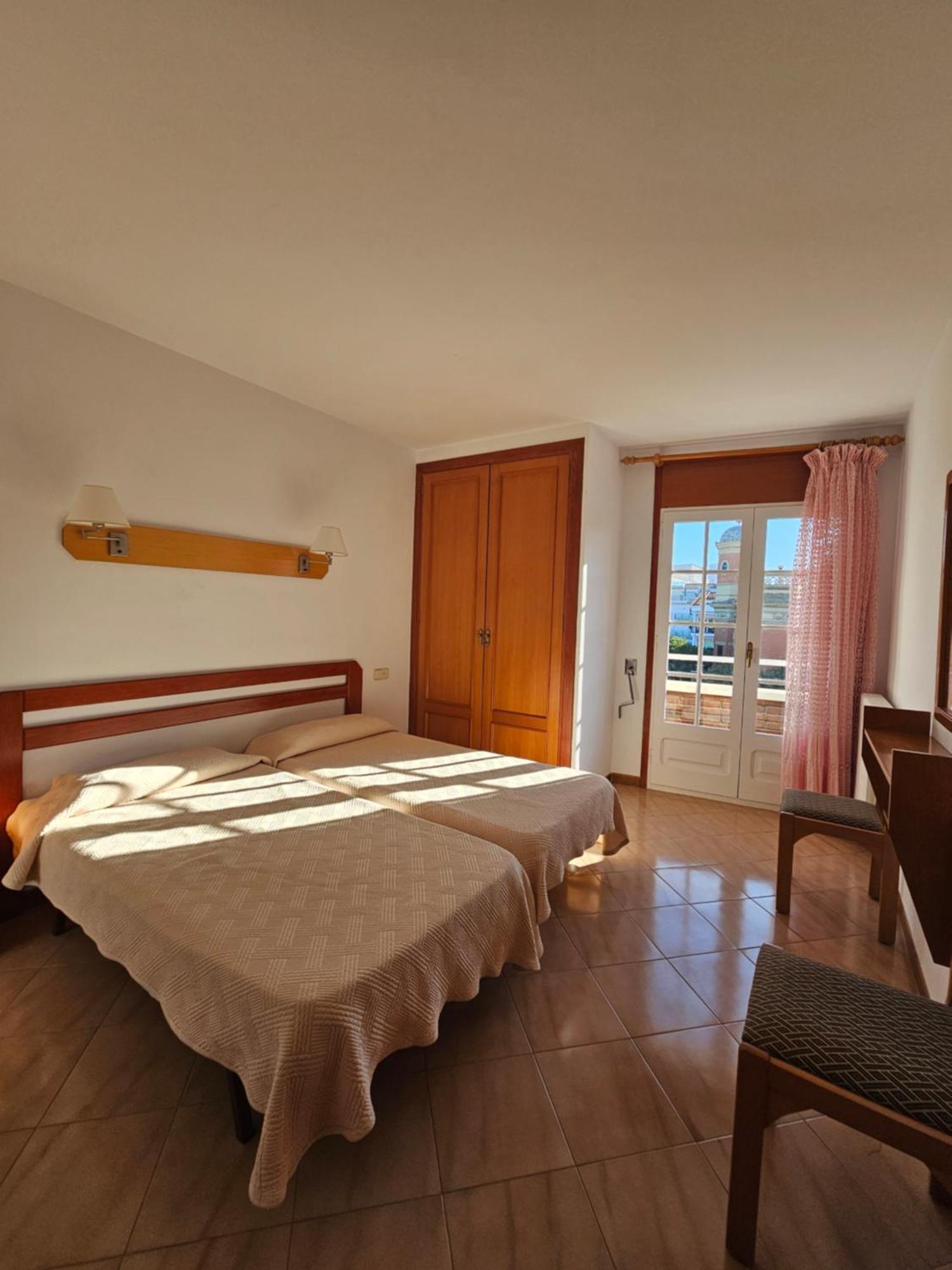 Hotel Blue Spot Malgrat de Mar Ngoại thất bức ảnh