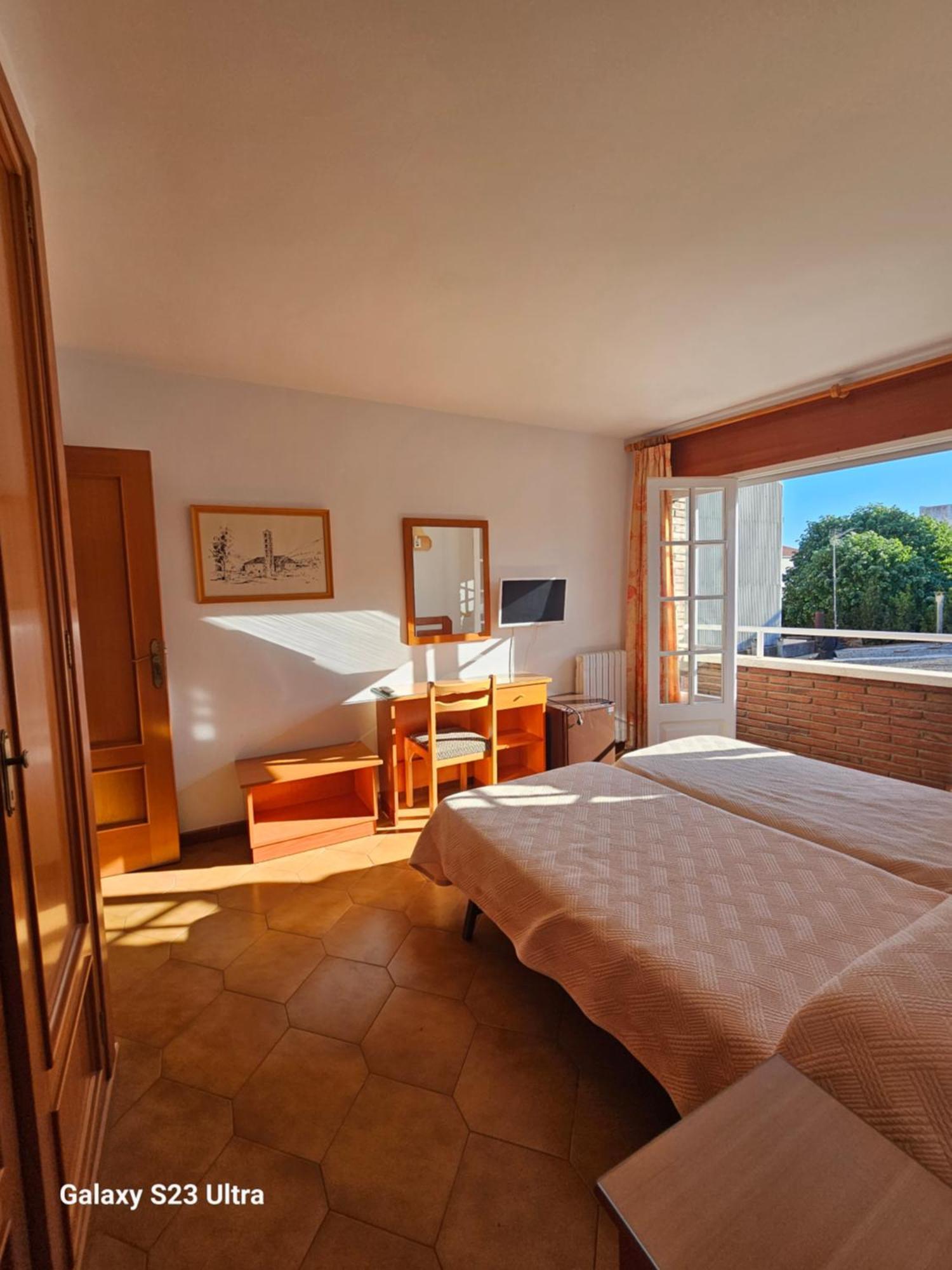 Hotel Blue Spot Malgrat de Mar Ngoại thất bức ảnh
