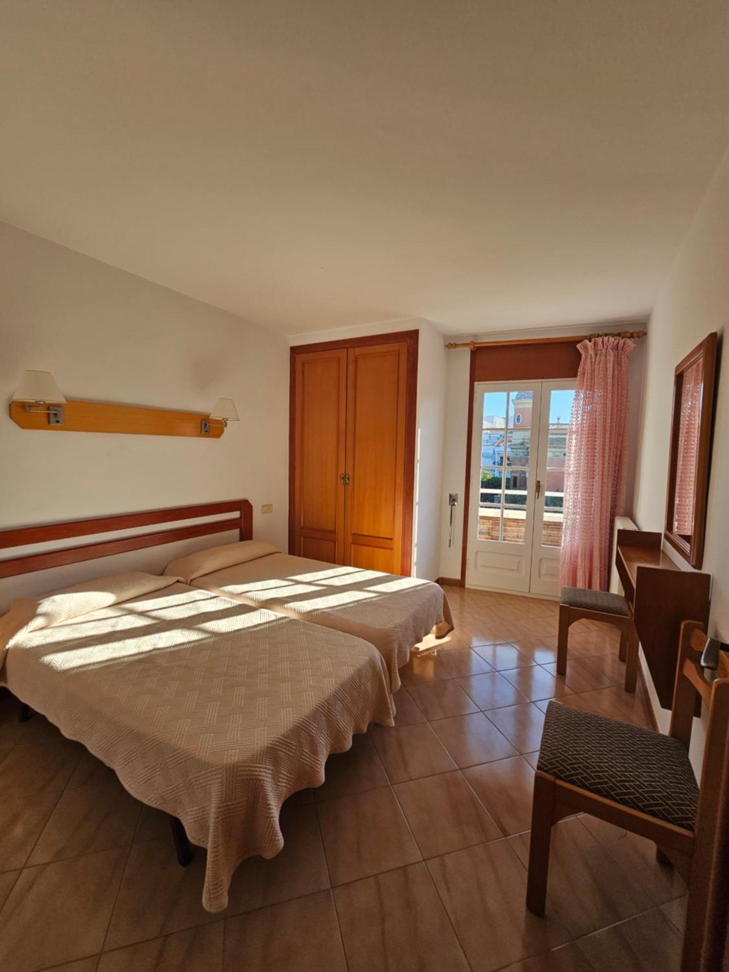 Hotel Blue Spot Malgrat de Mar Ngoại thất bức ảnh