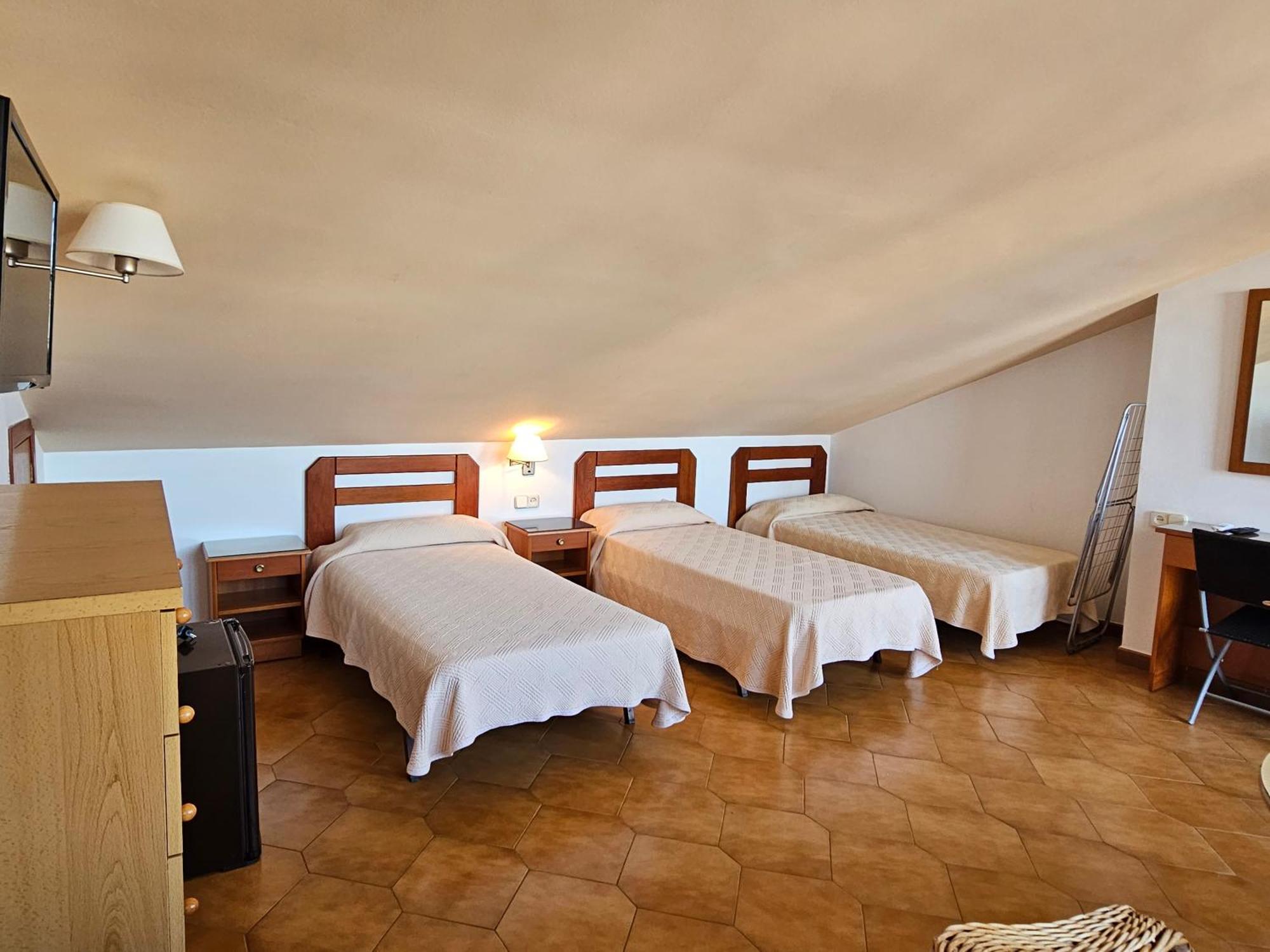 Hotel Blue Spot Malgrat de Mar Ngoại thất bức ảnh